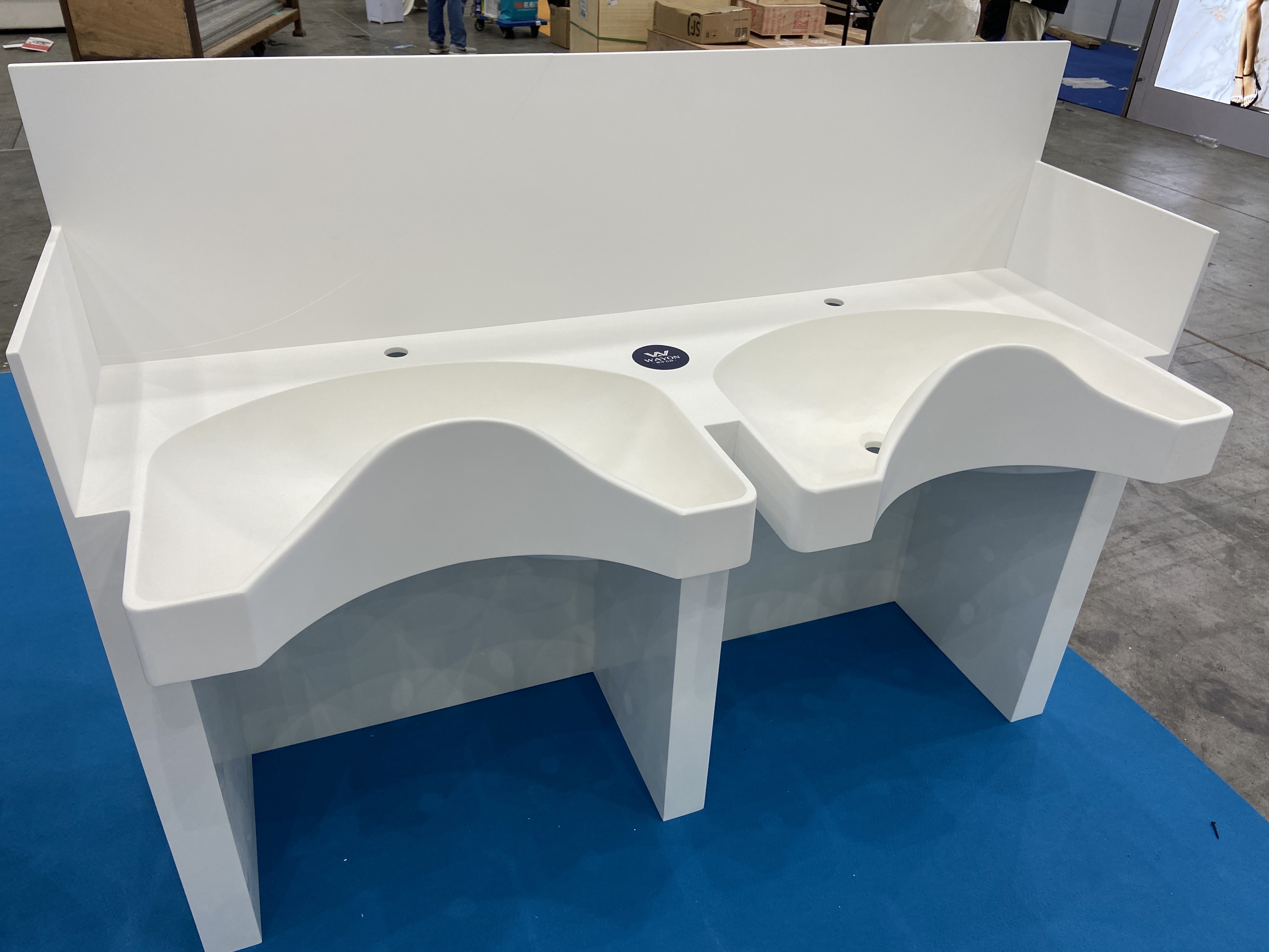 Custom White Quartz Countertop Supplier