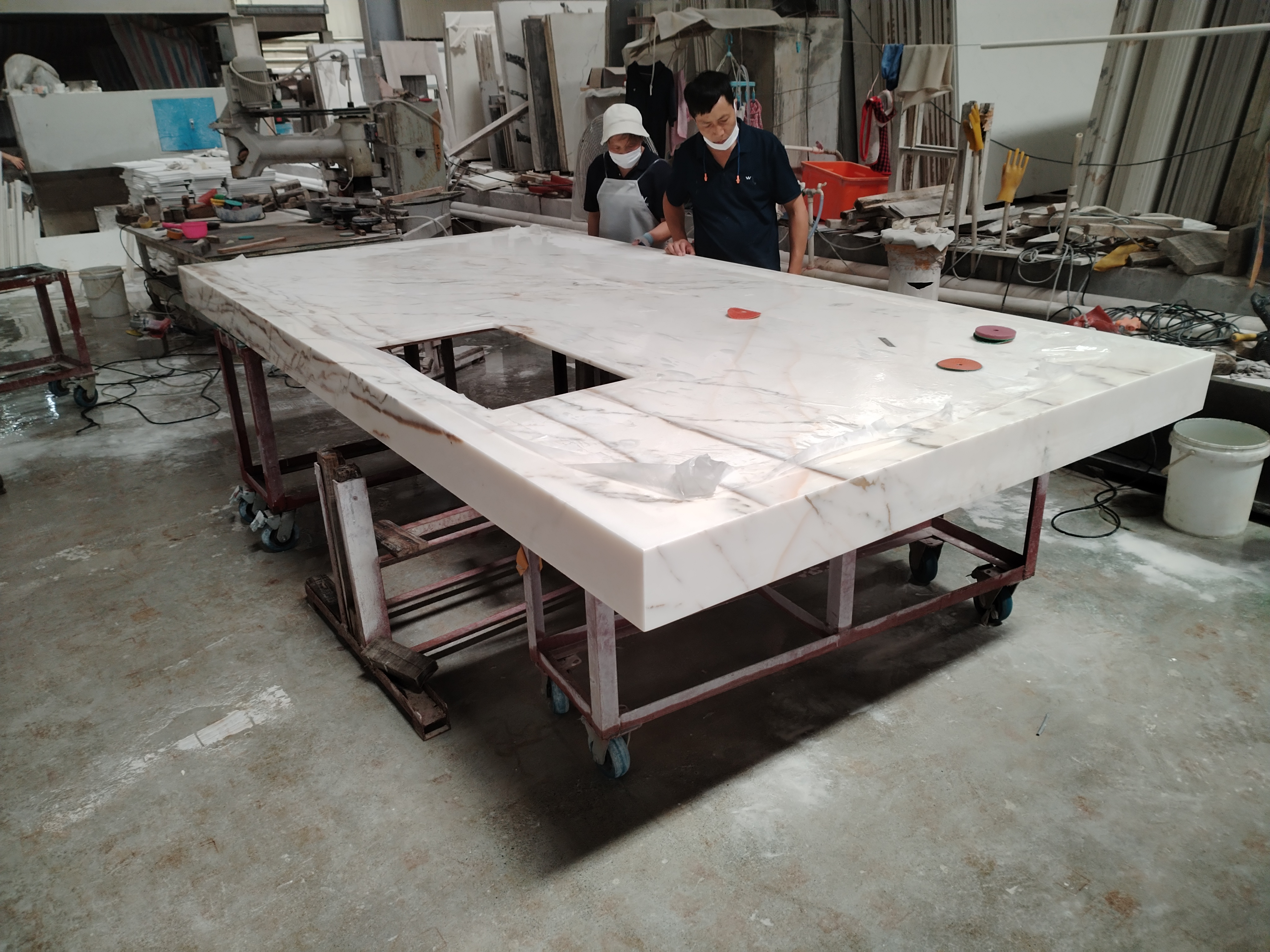 Reliable Year-End Quartz Delivery - Wayon Quartz Factory Solutions