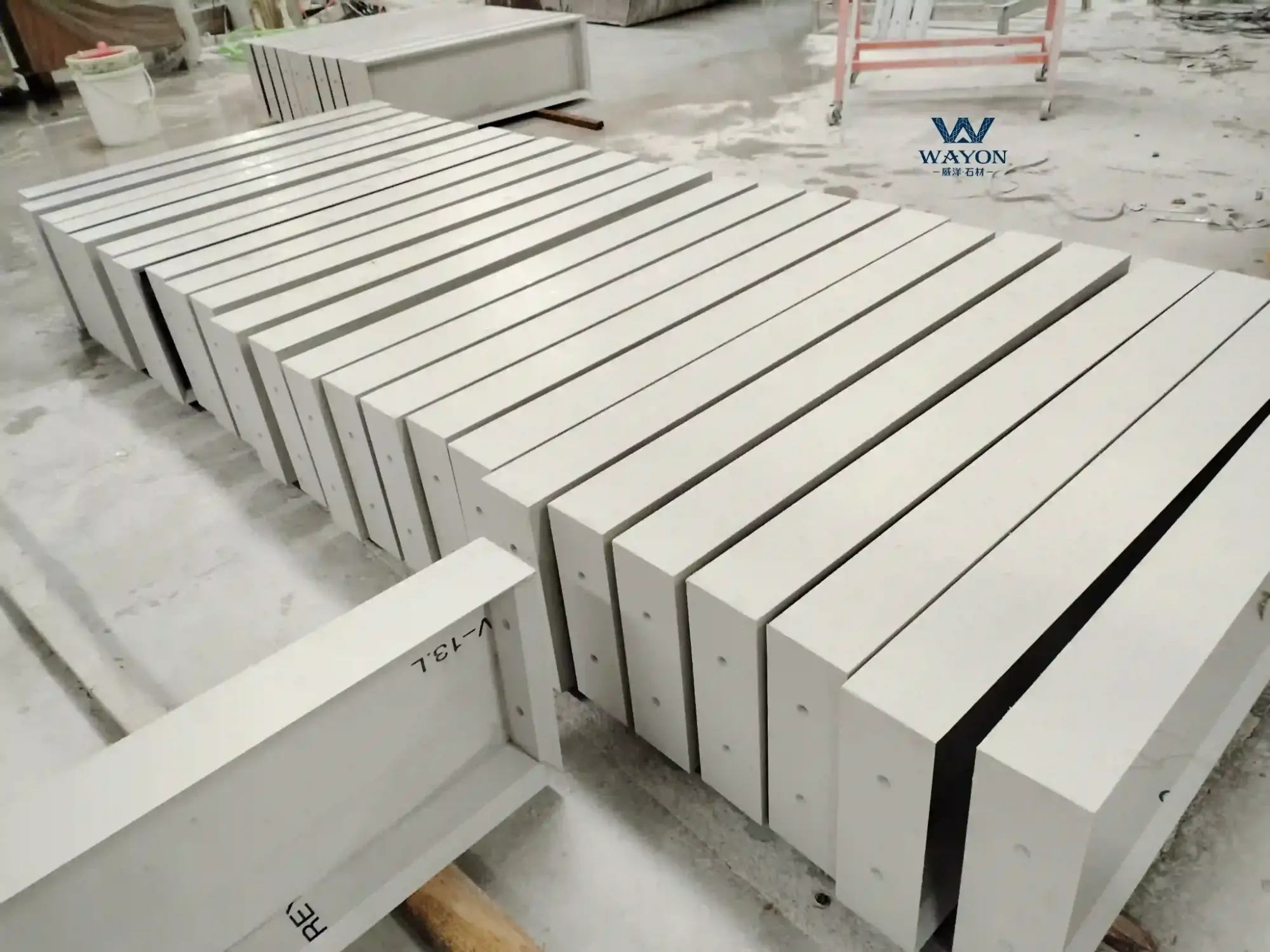 Quartz Cantilevered Stair Treads-WG628 Mistelle Grey