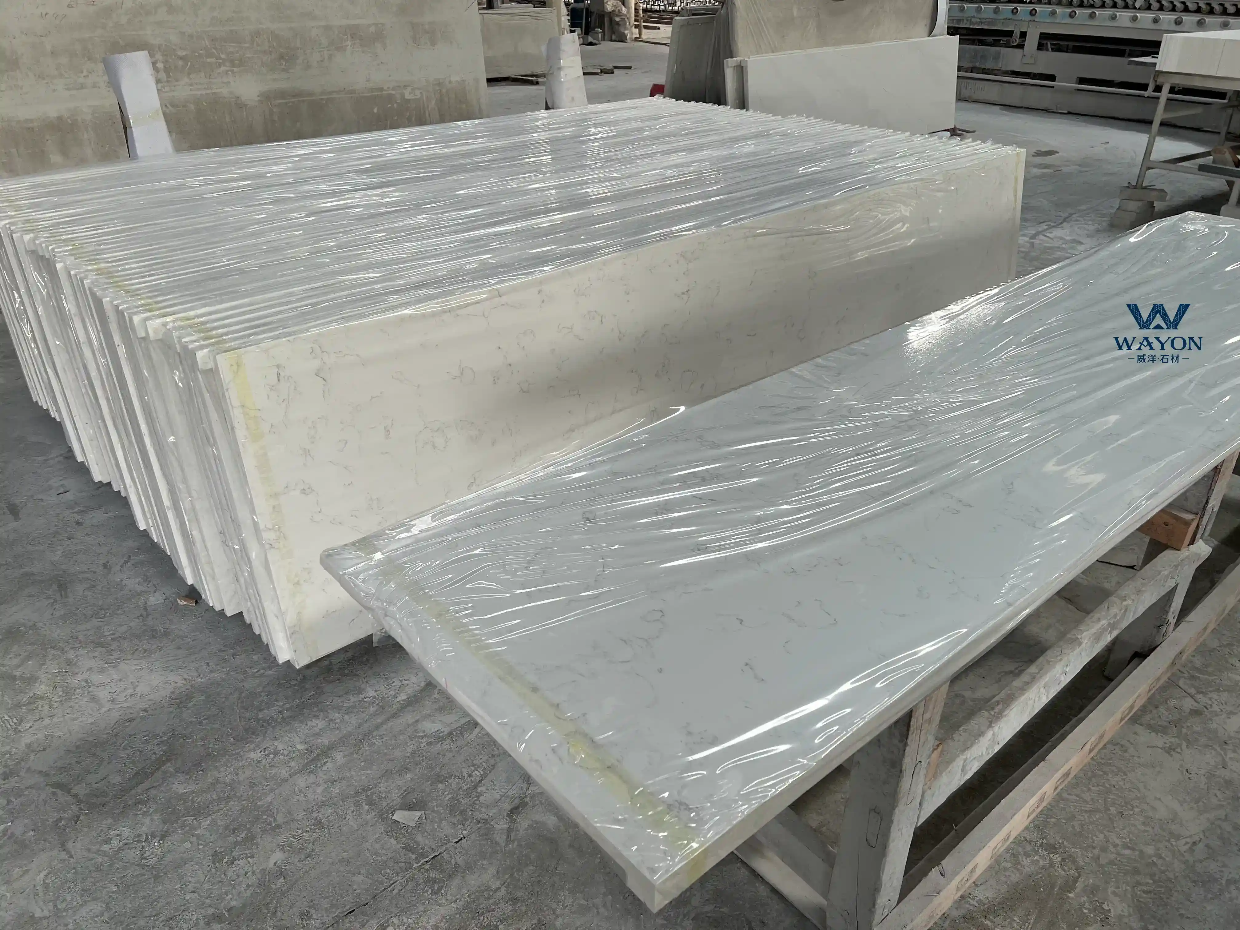WG415 Cloud Layer Quartz Countertop