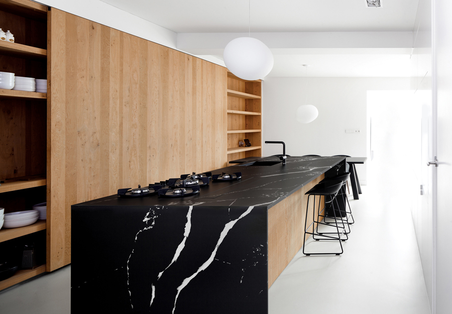 WG477 Starry Black