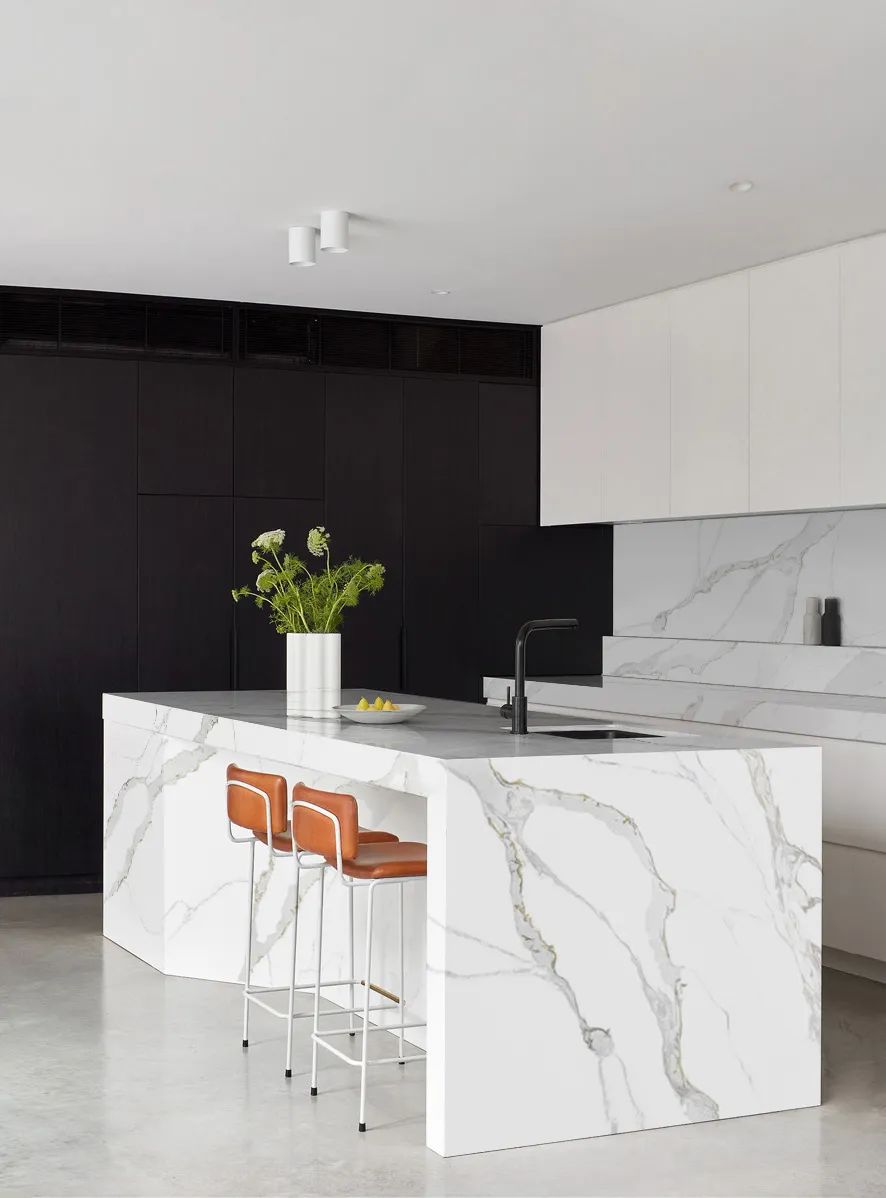 Transform Ordinary Kitchen Decor with Premium Quartz |  Wayon Stone quartz countertops