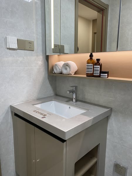Wayon Quartz  | Durable & Stylish Kitchen Bath Countertops 